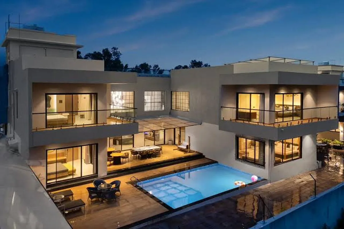 luxury villas in Sarjapur Road